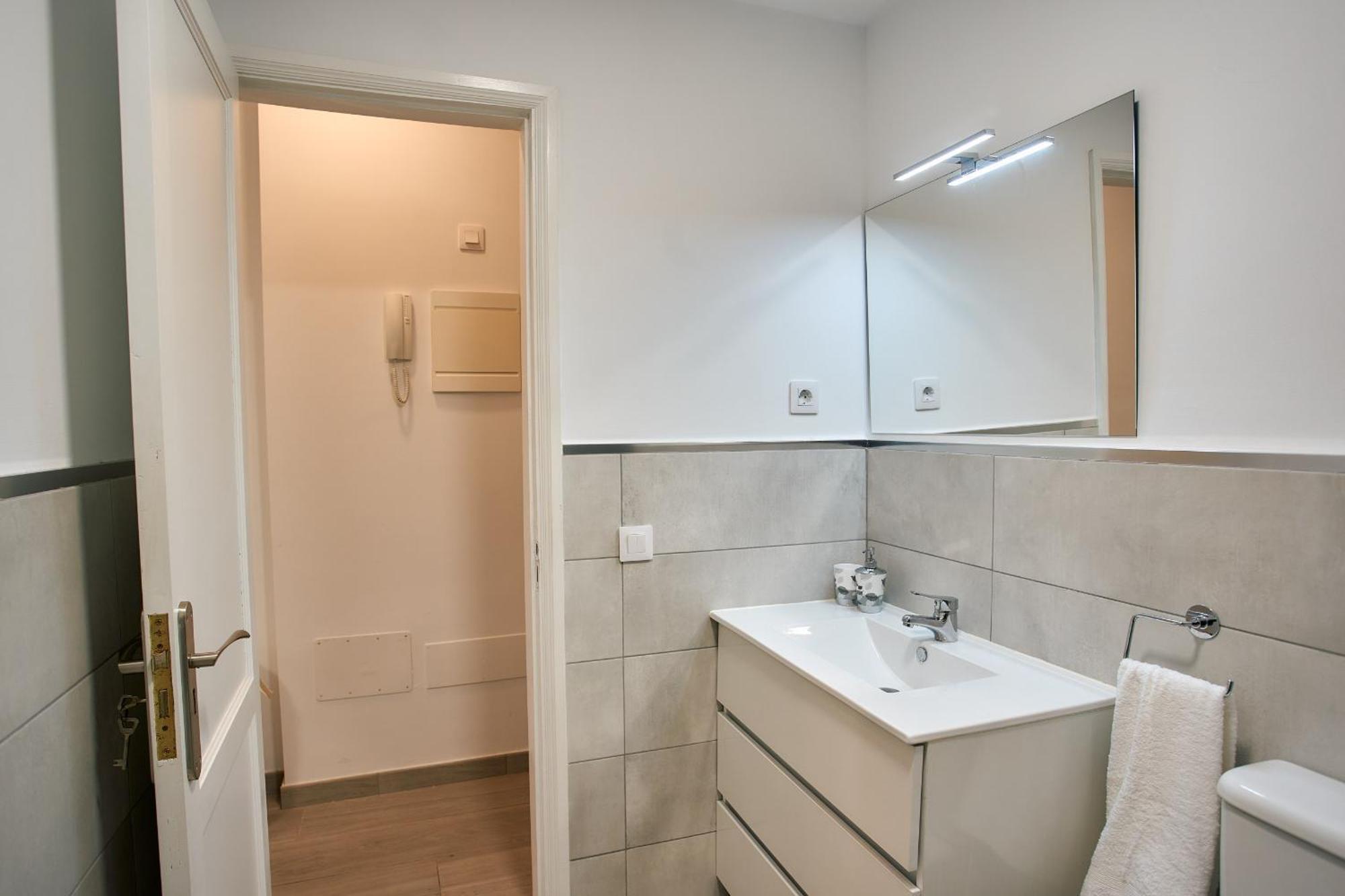 Urban Flat In Santa Catalina - 4 Min Walk To Beach لاس بالماس دي غران كاناريا المظهر الخارجي الصورة
